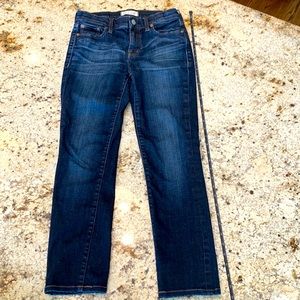 Madewell “ Alley straight” jean. Size 25 (hemmed)